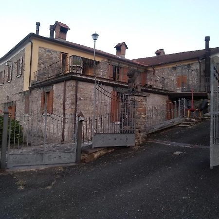 Apartament Locazione Turistica La Ca Gialla Pontremoli Zewnętrze zdjęcie