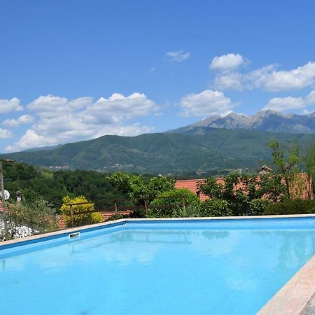 Apartament Locazione Turistica La Ca Gialla Pontremoli Zewnętrze zdjęcie