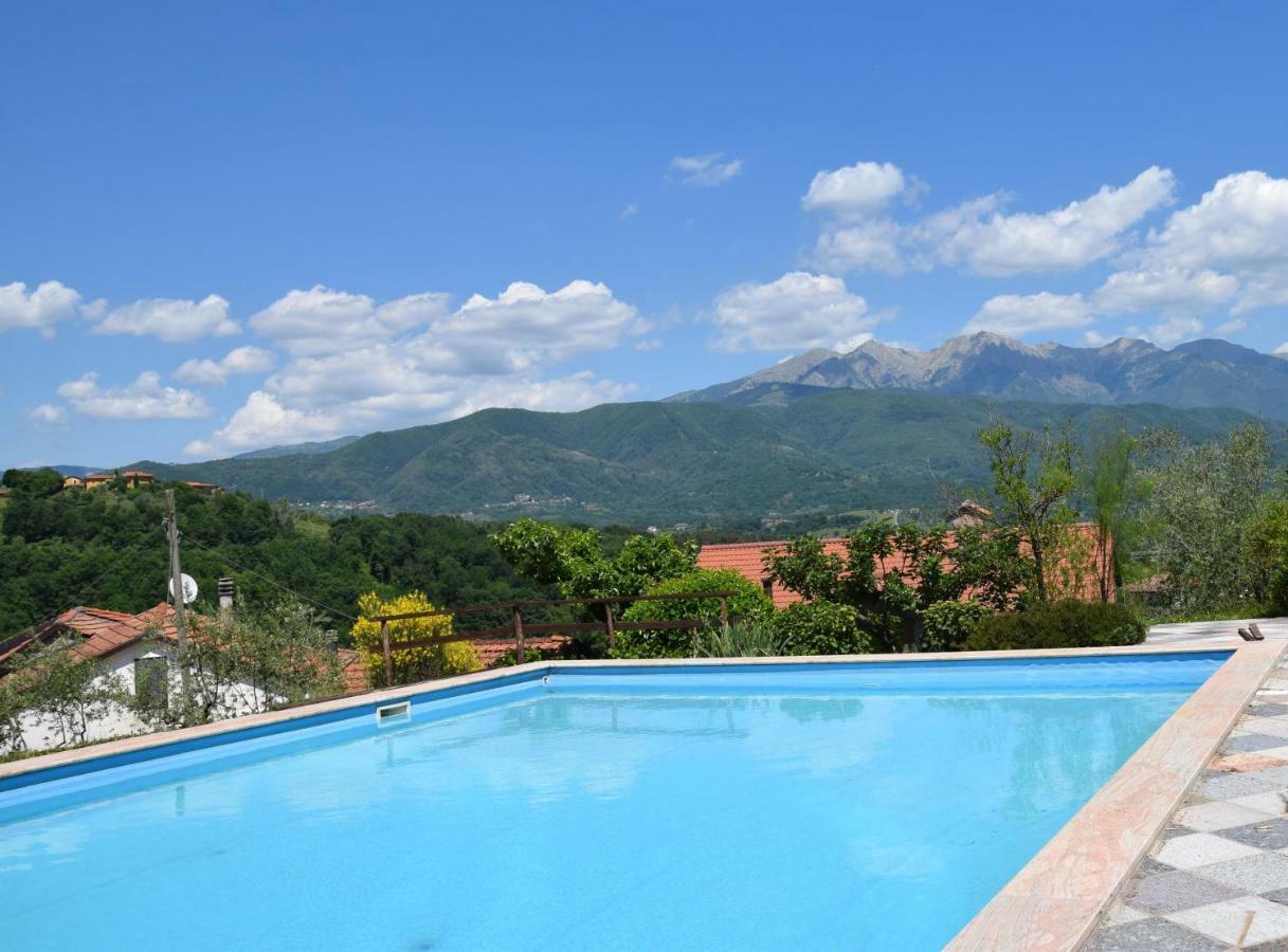 Apartament Locazione Turistica La Ca Gialla Pontremoli Zewnętrze zdjęcie
