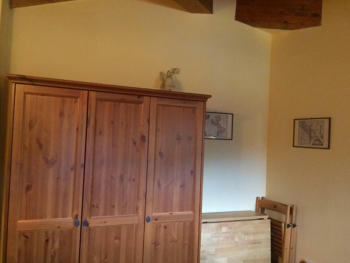 Apartament Locazione Turistica La Ca Gialla Pontremoli Zewnętrze zdjęcie