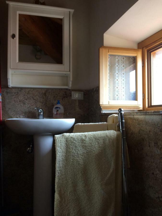 Apartament Locazione Turistica La Ca Gialla Pontremoli Zewnętrze zdjęcie